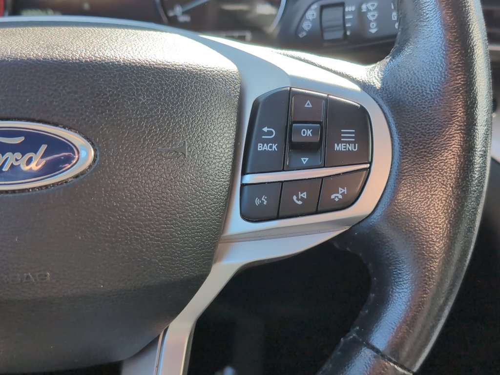 Used 2023 Ford Explorer XLT w/ Equipment Group 202A image 17