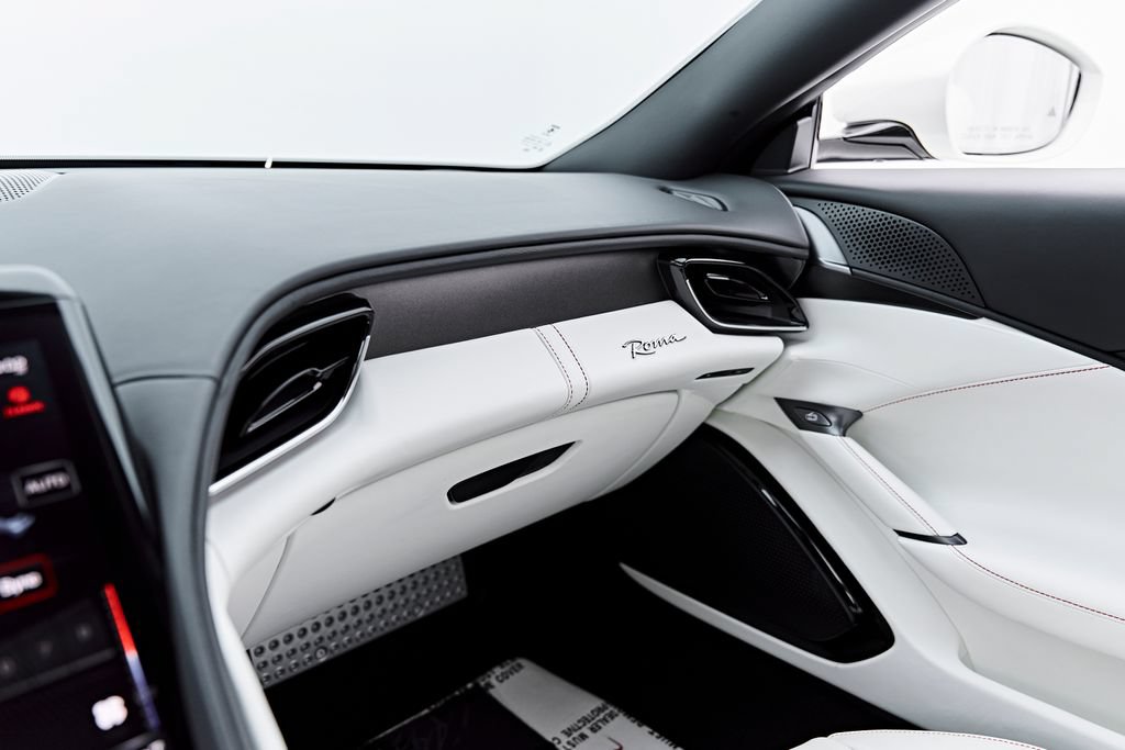 Used 2022 Ferrari Roma RWD image 77