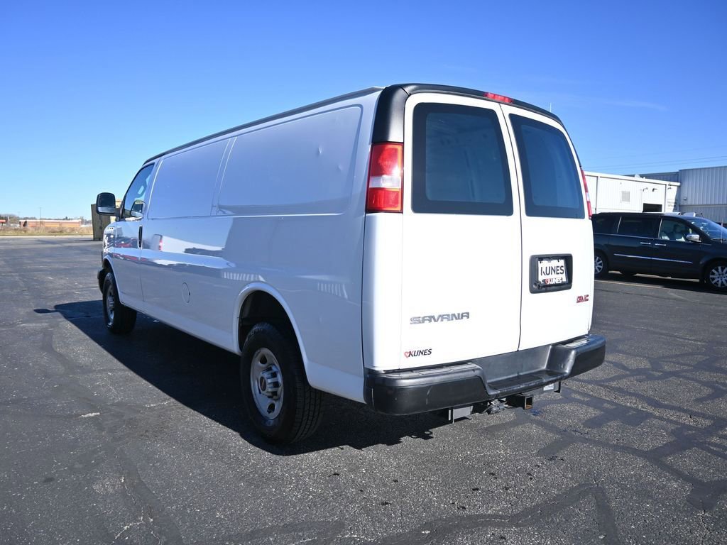 Used 2023 GMC Savana 2500 Extended w/ Enhanced Convenience Package image 20