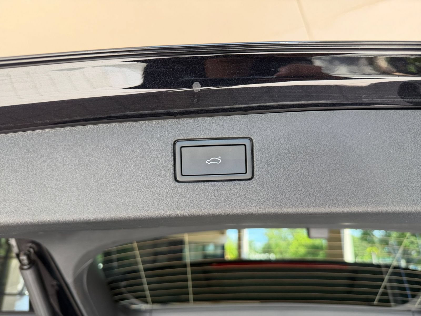 Used 2026 Volkswagen Tiguan SE FWD image 19