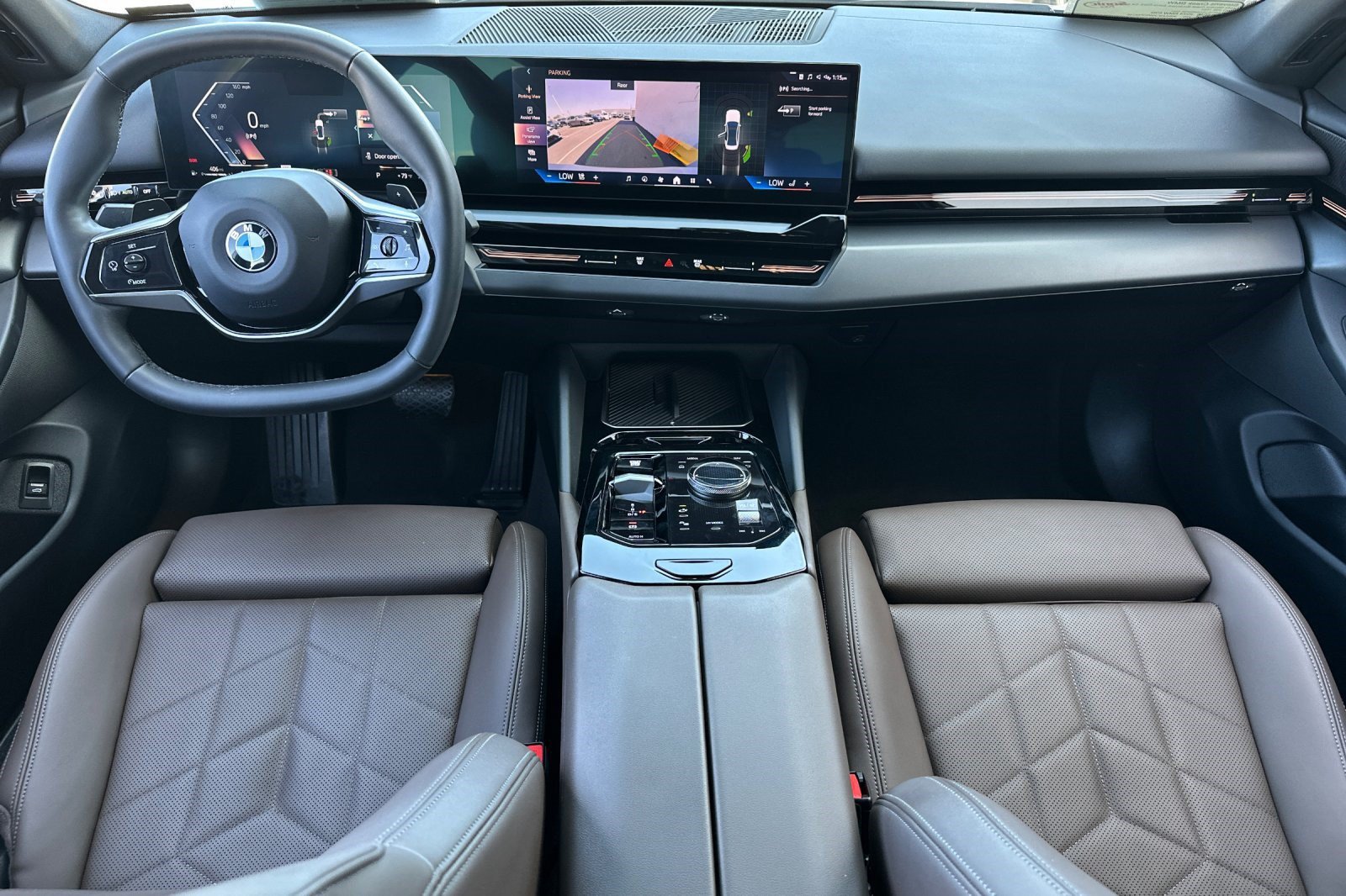 Used 2024 BMW 530i w/ Convenience Package RWD image 16