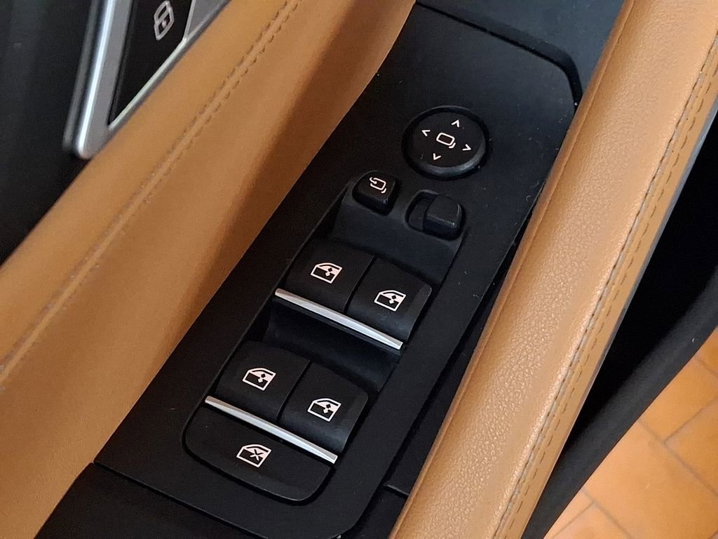 Used 2025 BMW X6 M60i AWD/4WD image 24