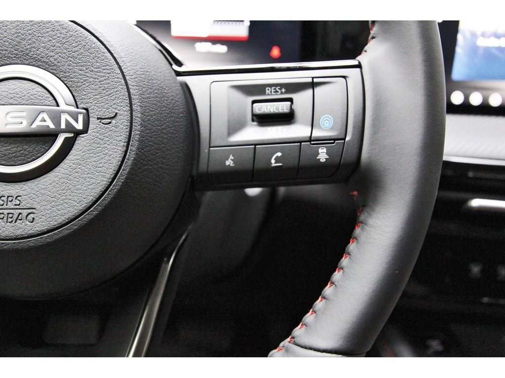 New 2026 Nissan Kicks SR FWD image 16