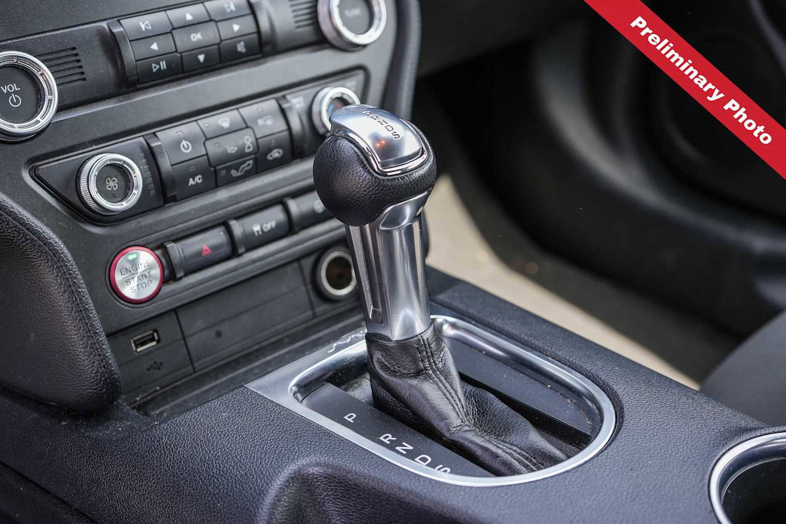 Used 2022 Ford Mustang Convertible RWD image 17