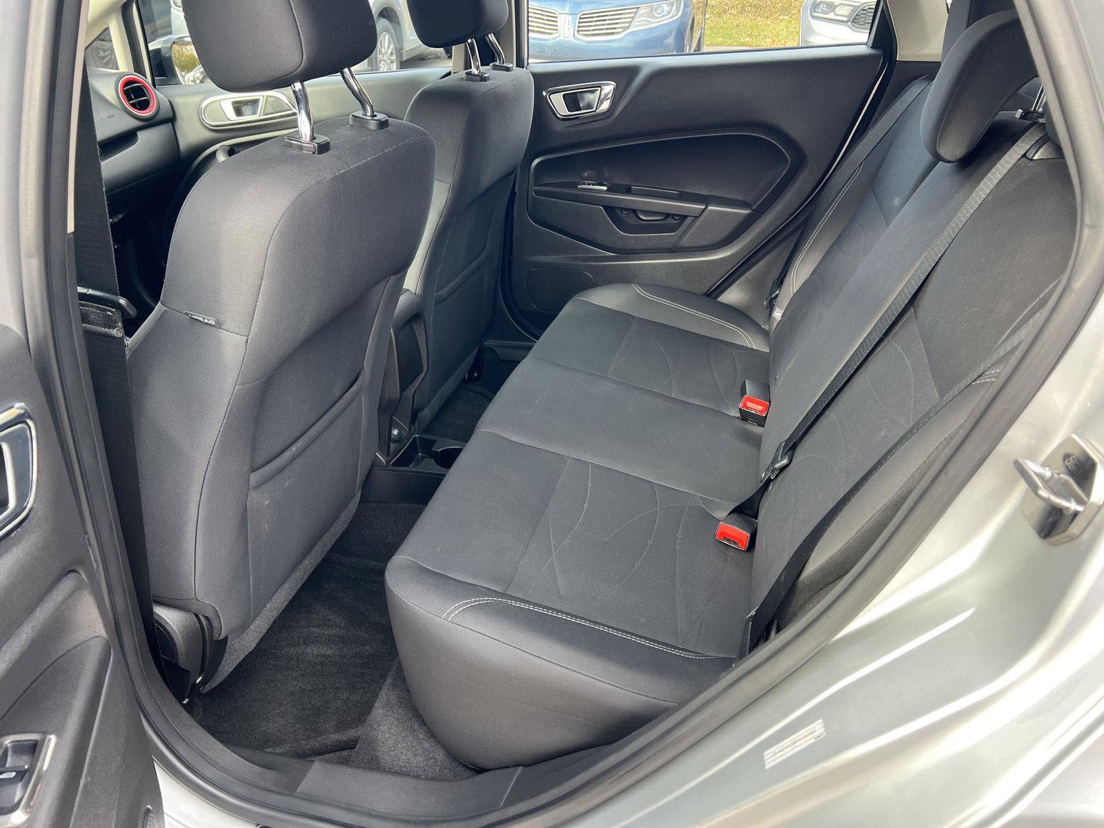 Used 2016 Ford Fiesta SE w/ SE Black Package image 19