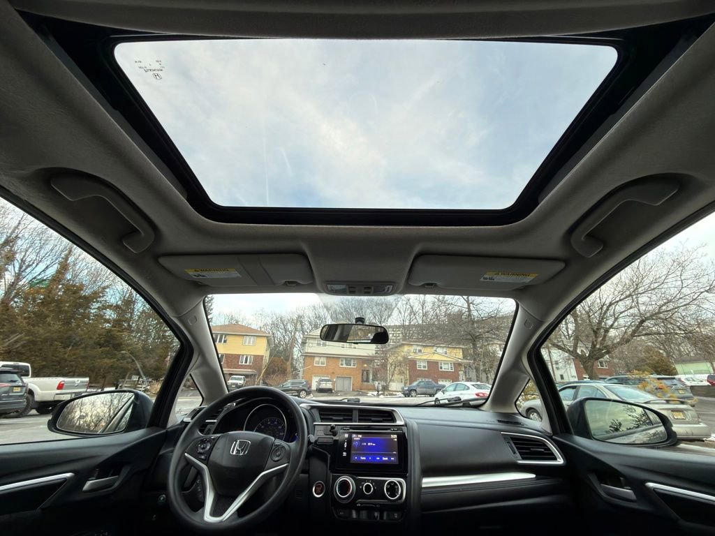 Used 2015 Honda Fit EX image 29