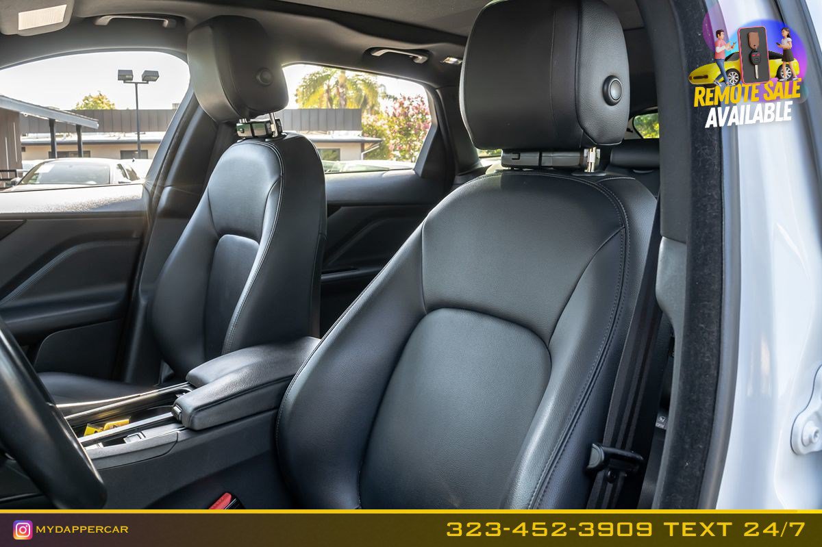 Used 2018 Jaguar F-PACE Premium AWD/4WD image 12