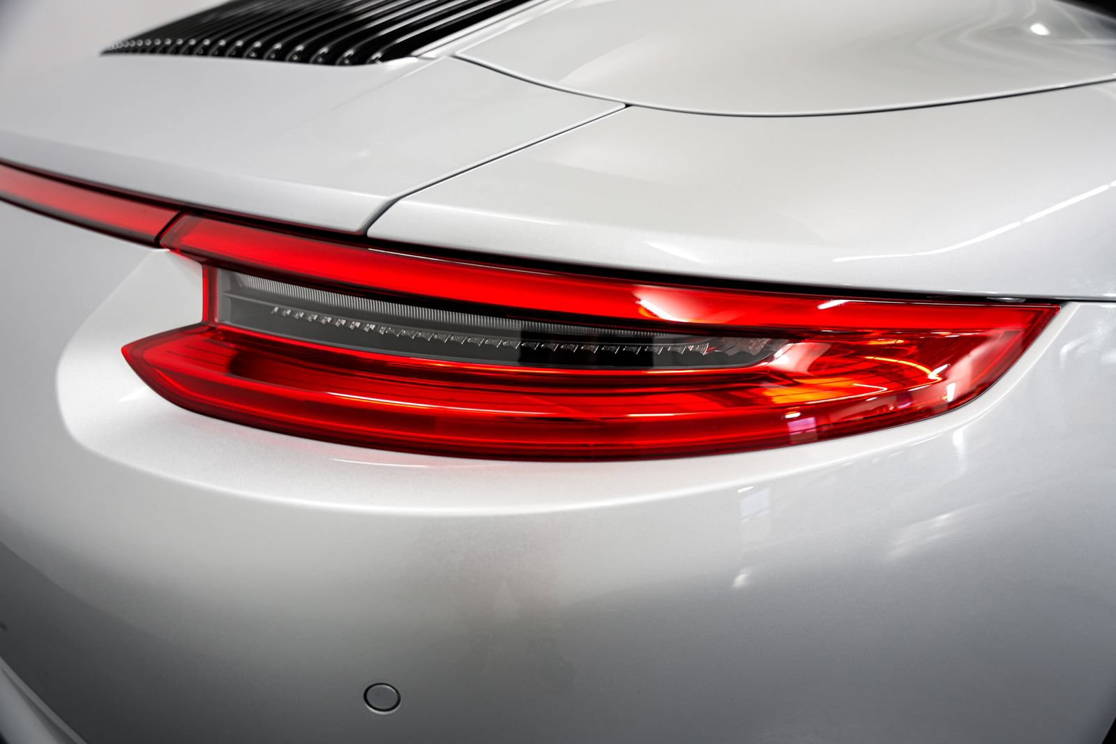 Used 2017 Porsche 911 Targa 4 AWD/4WD image 27