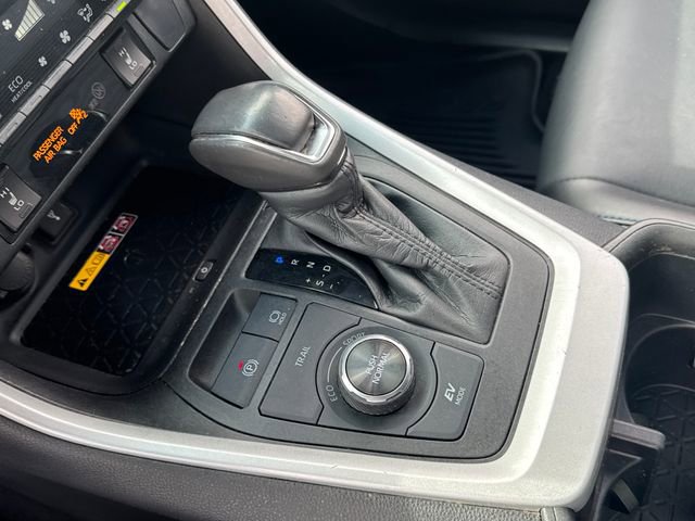 Used 2022 Toyota RAV4 XSE AWD/4WD image 23