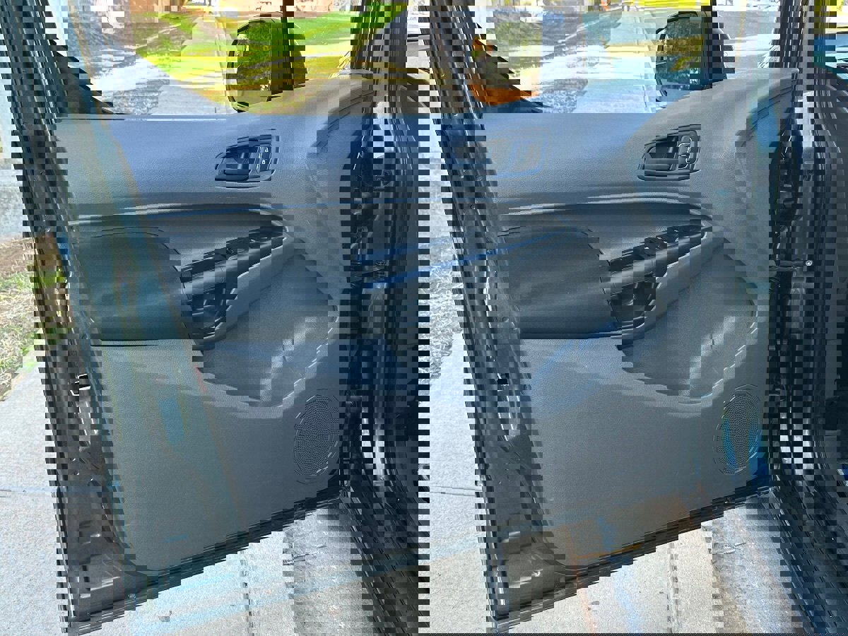 Used 2019 Ford Transit Connect XL image 37