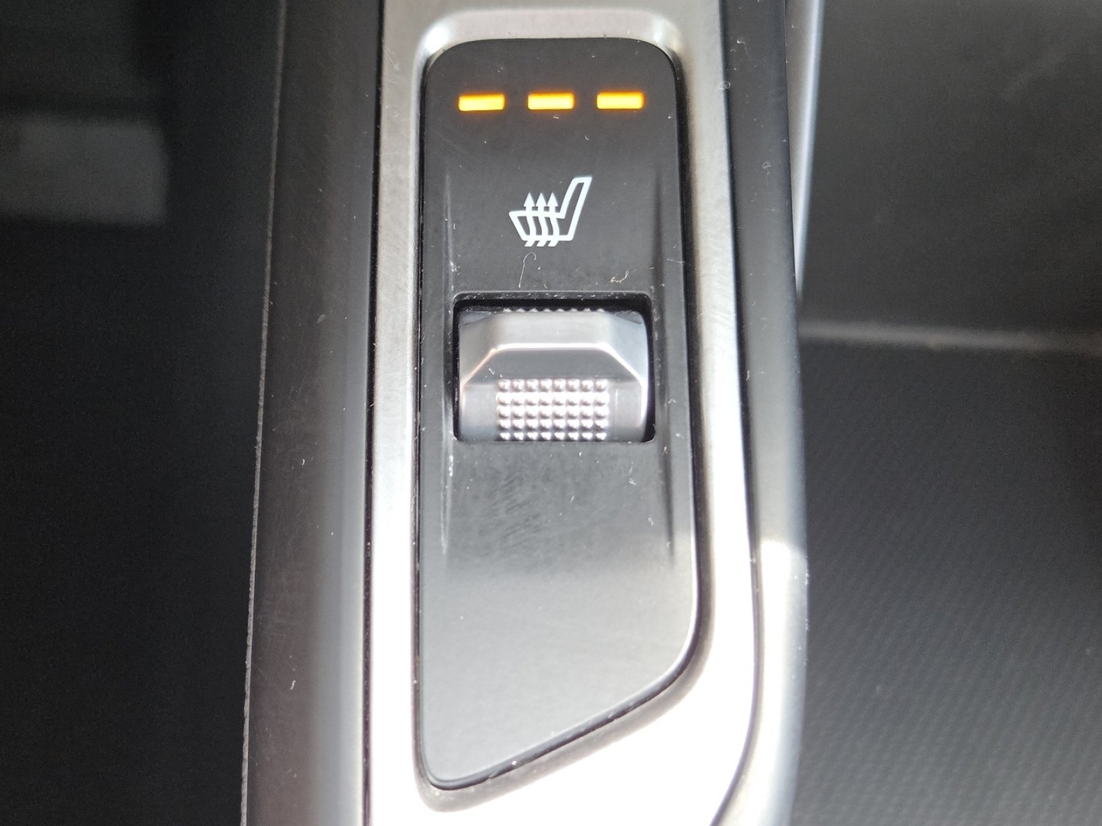 Used 2021 Kia Sorento S FWD image 4