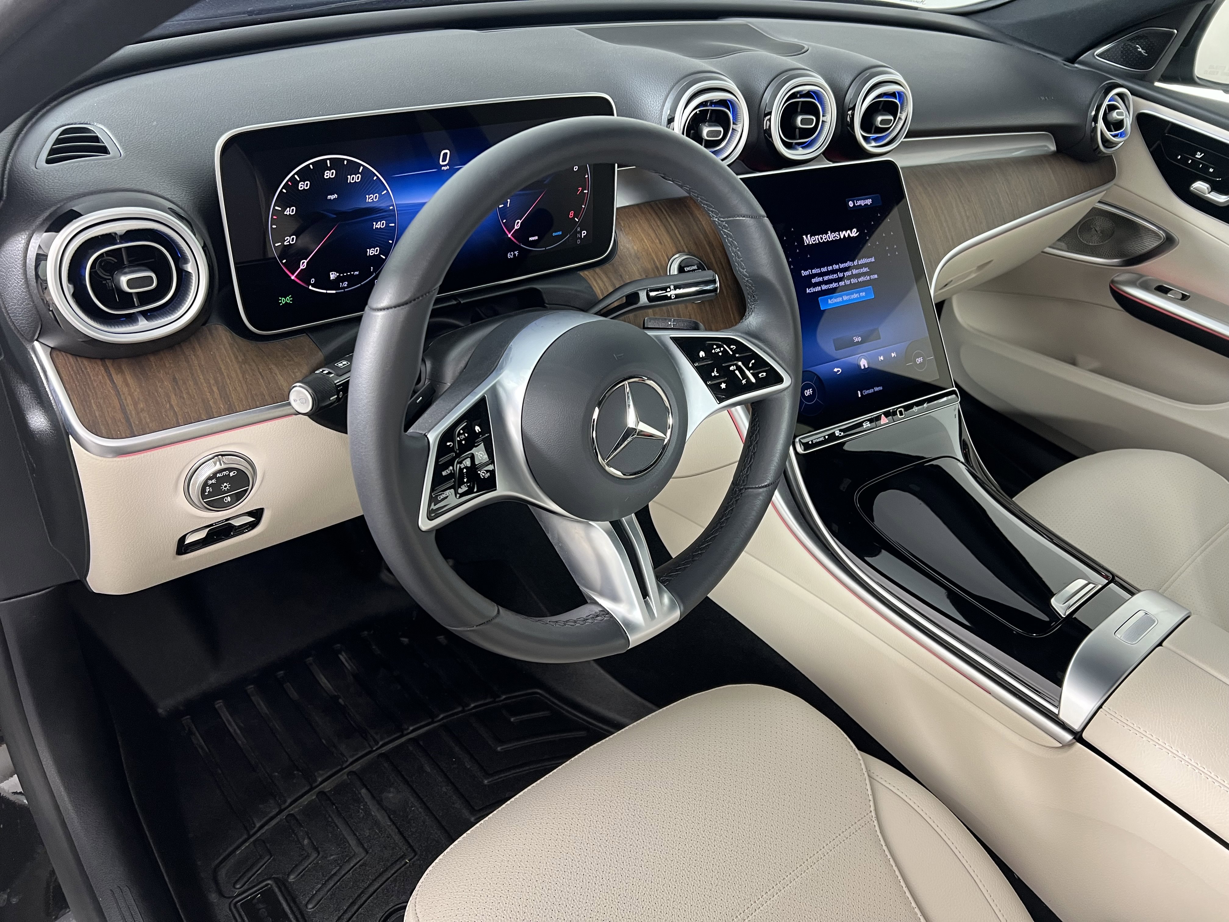 Certified 2025 Mercedes-Benz C 300 4MATIC Sedan image 17