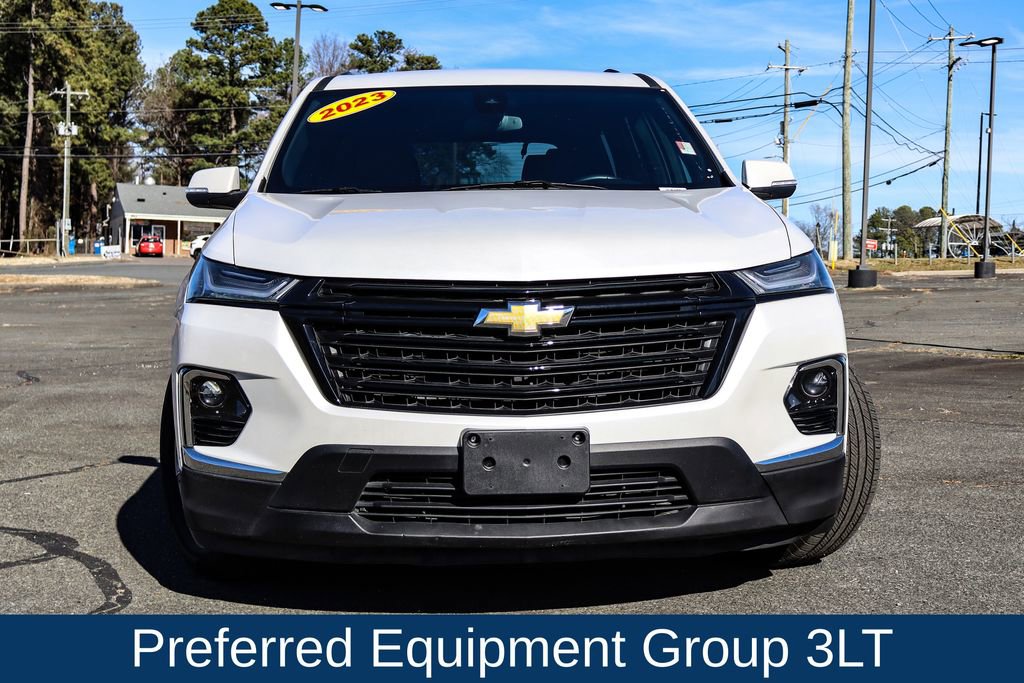 Used 2023 Chevrolet Traverse LT w/ LPO, Floor Liner Package image 2