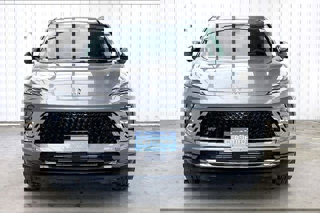 Used 2025 Buick Envision Sport Touring image 3