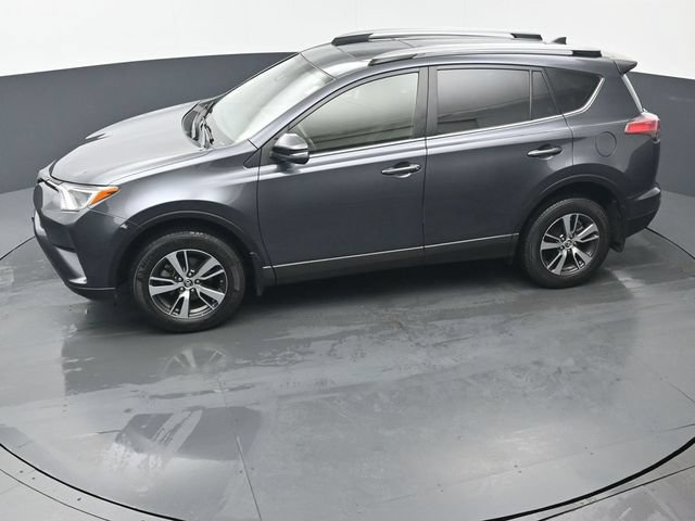 Used 2018 Toyota RAV4 XLE AWD/4WD image 38