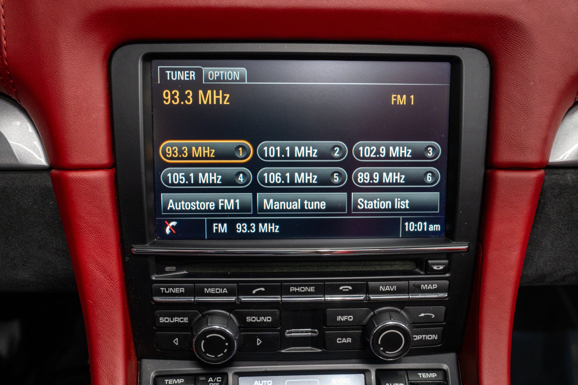 Used 2016 Porsche Boxster Spyder RWD image 30
