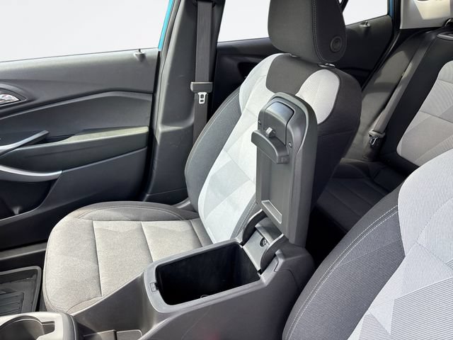 Used 2026 Chevrolet Trax LS w/ LS Convenience Package FWD image 21