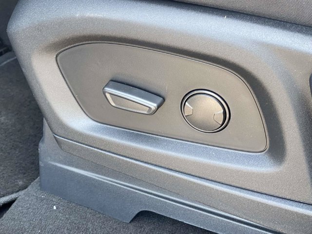 New 2026 Ford Explorer Active RWD image 7