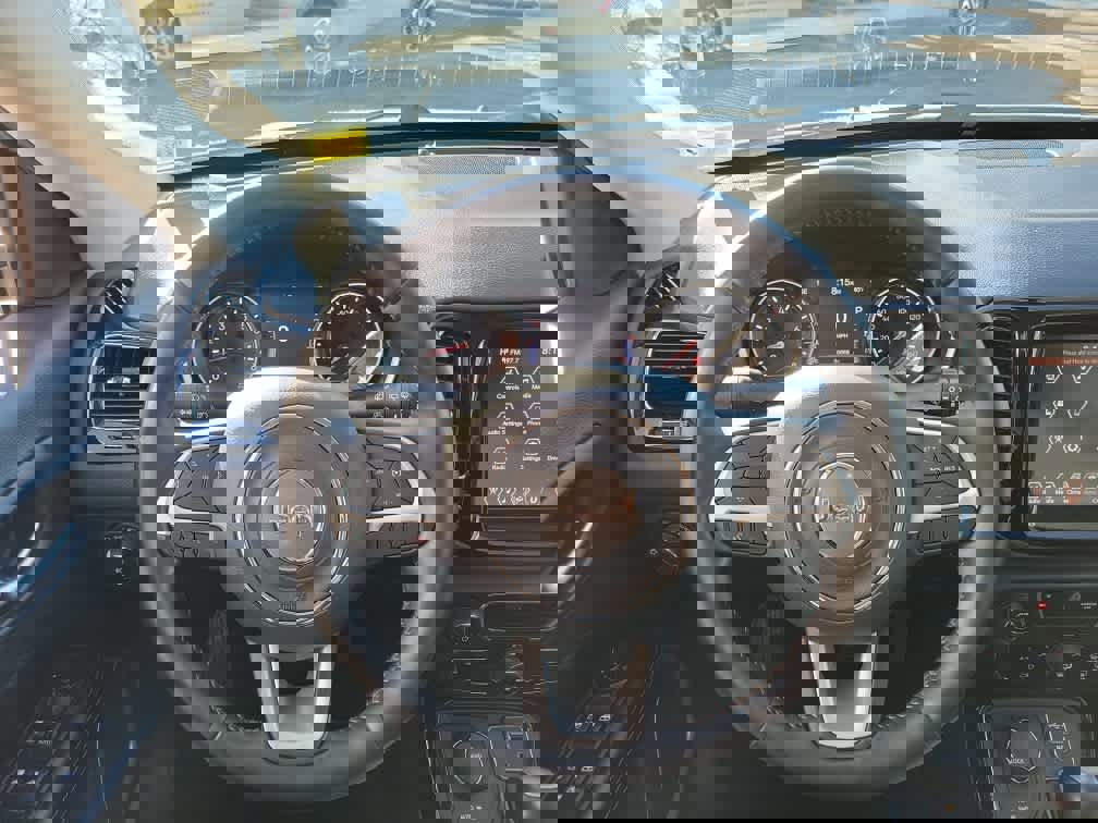 Used 2020 Jeep Compass Limited image 11