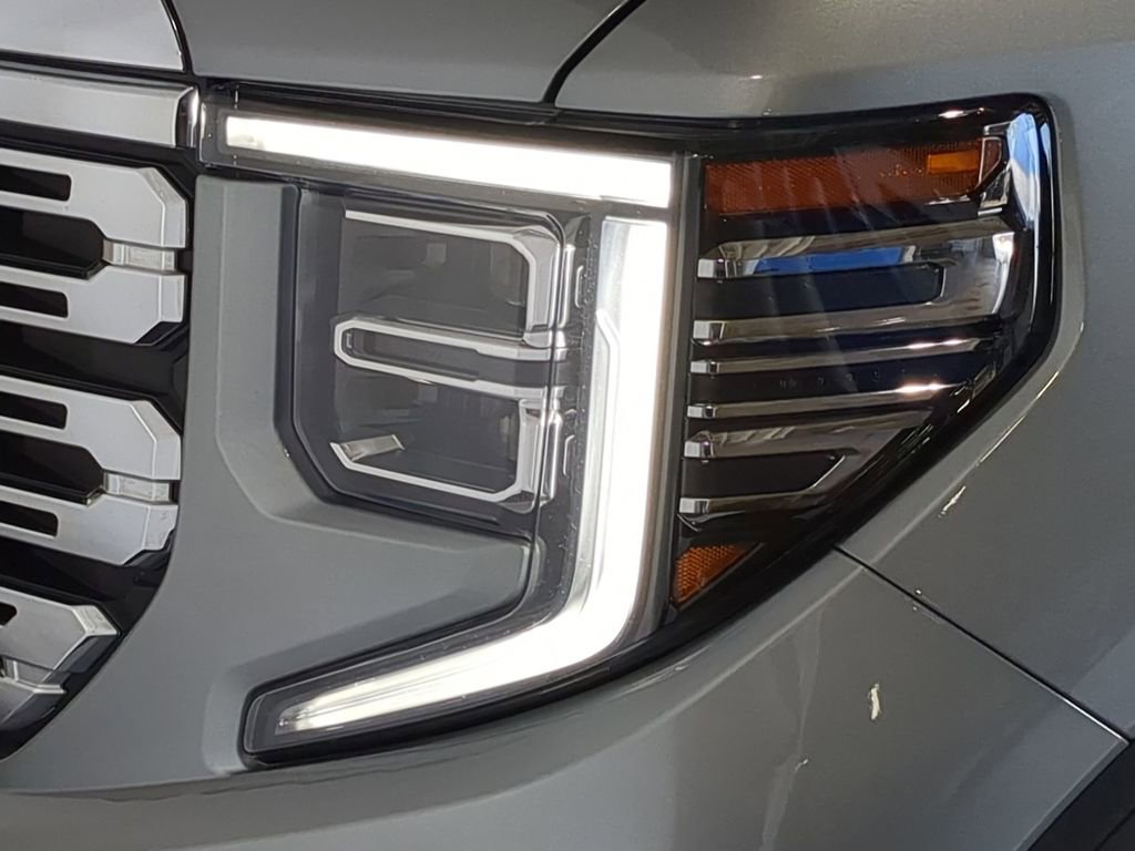 Used 2025 GMC Sierra 1500 Denali image 11