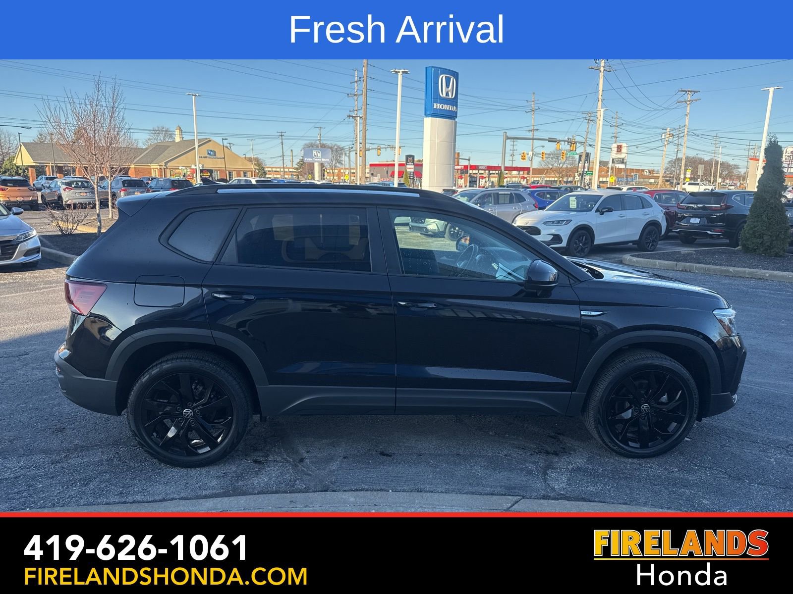 Used 2024 Volkswagen Taos SE image 6