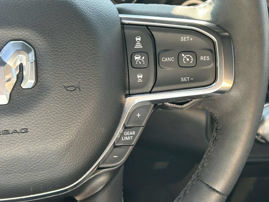 Used 2025 RAM 1500 Laramie AWD/4WD image 22