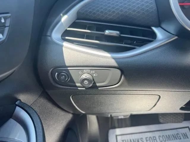 Used 2024 Chevrolet Malibu LT FWD image 22