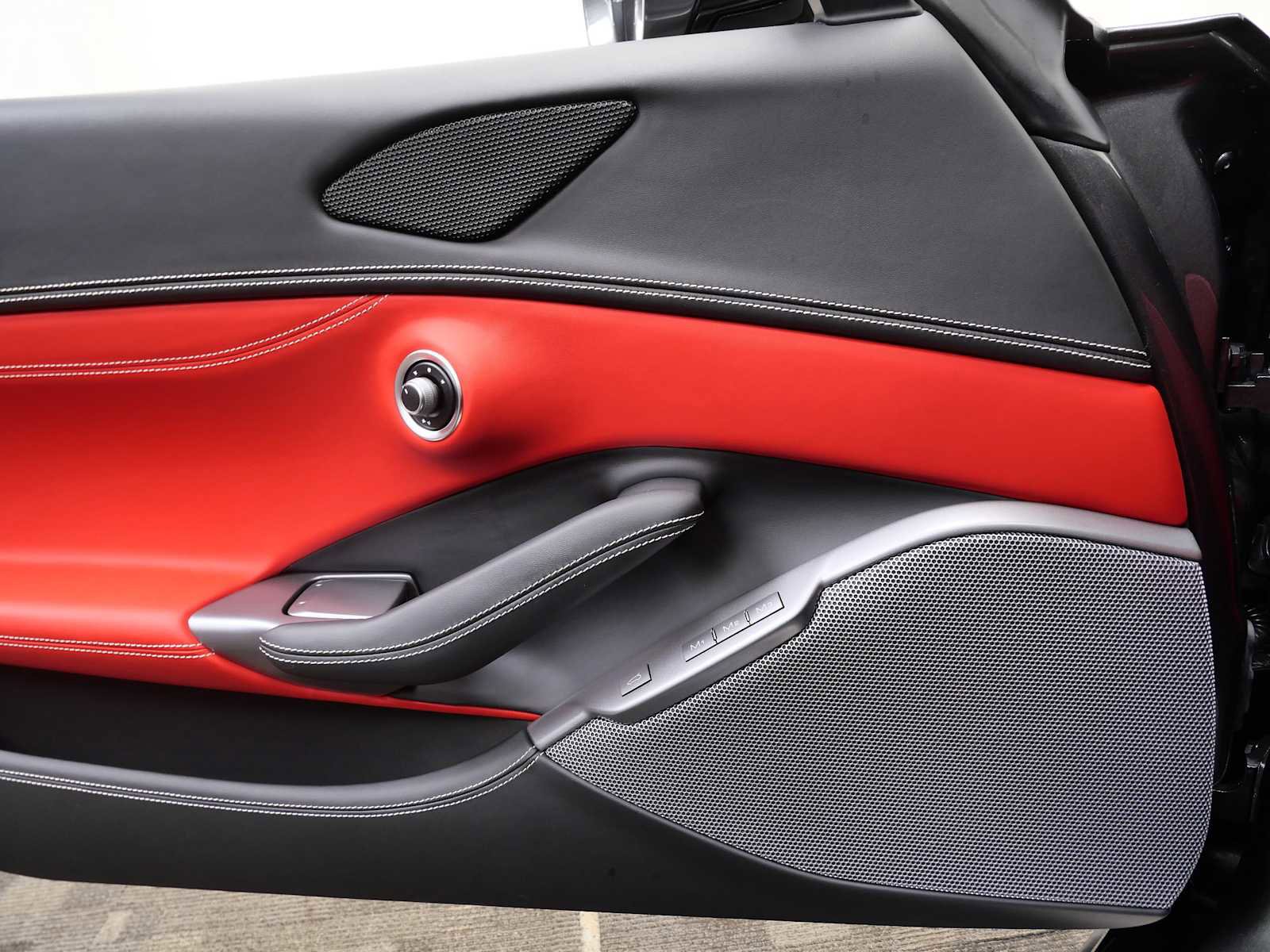 Certified 2023 Ferrari Portofino M image 28