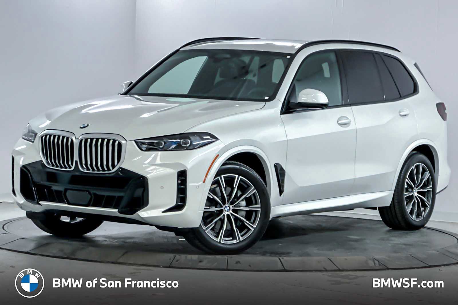 New 2026 BMW X5 xDrive40i w/ Executive Package image 1
