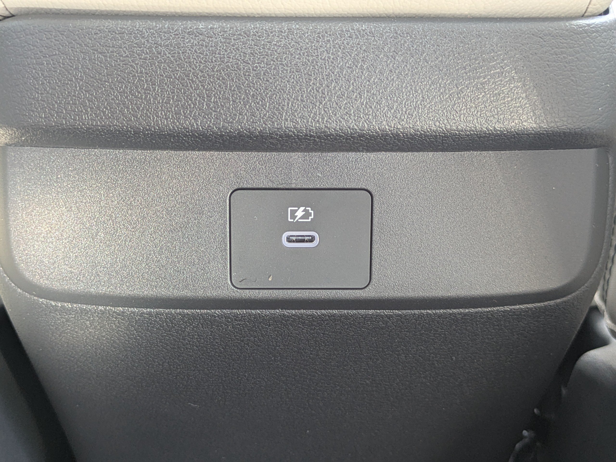 New 2026 Nissan Sentra SL w/ Floor Mat Package FWD image 15