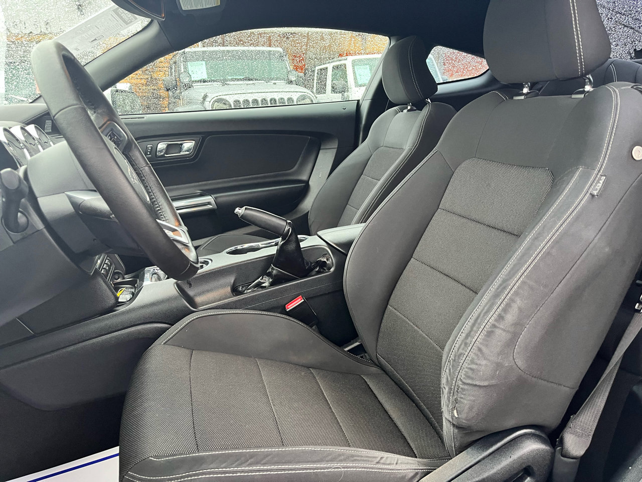 Used 2015 Ford Mustang Coupe image 11