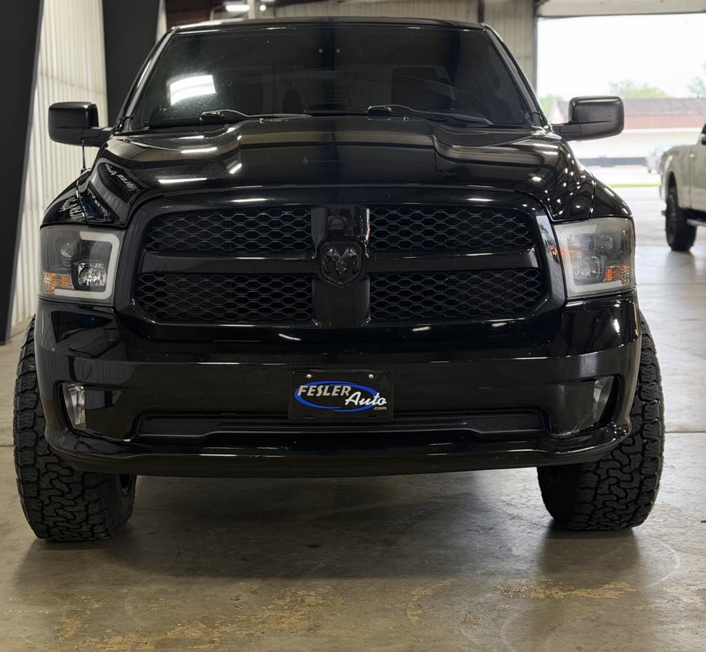 Used 2014 RAM 1500 Express AWD/4WD image 3