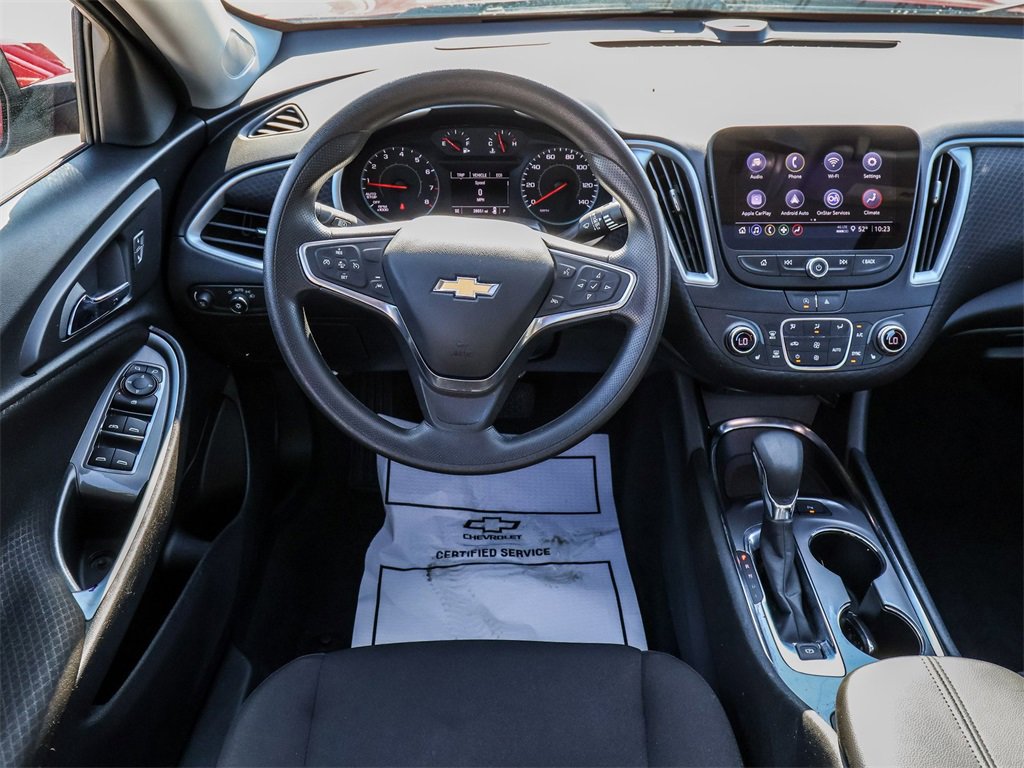 Used 2024 Chevrolet Malibu LT image 25