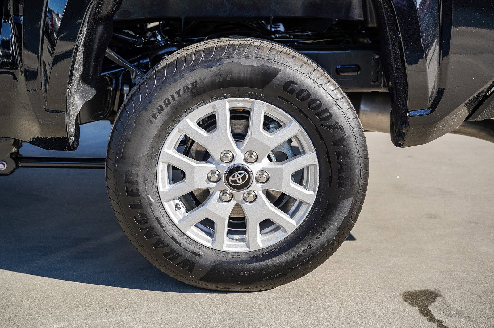 New 2026 Toyota Tacoma SR5 image 8