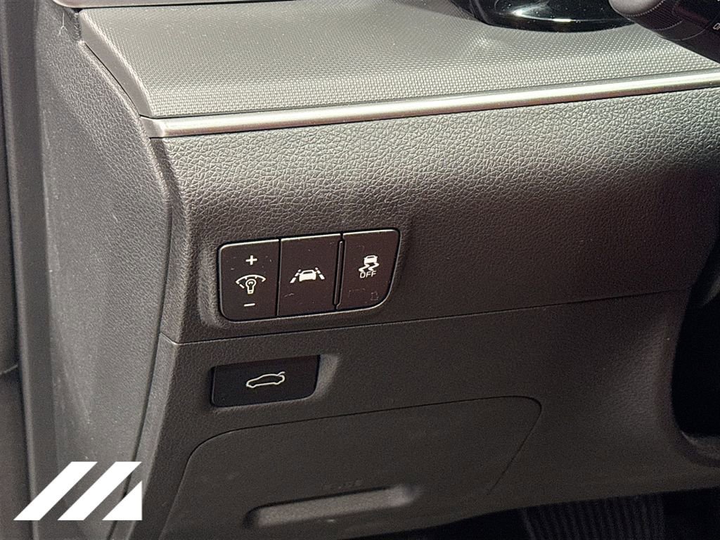 Used 2024 Kia K5 GT-Line AWD/4WD image 9