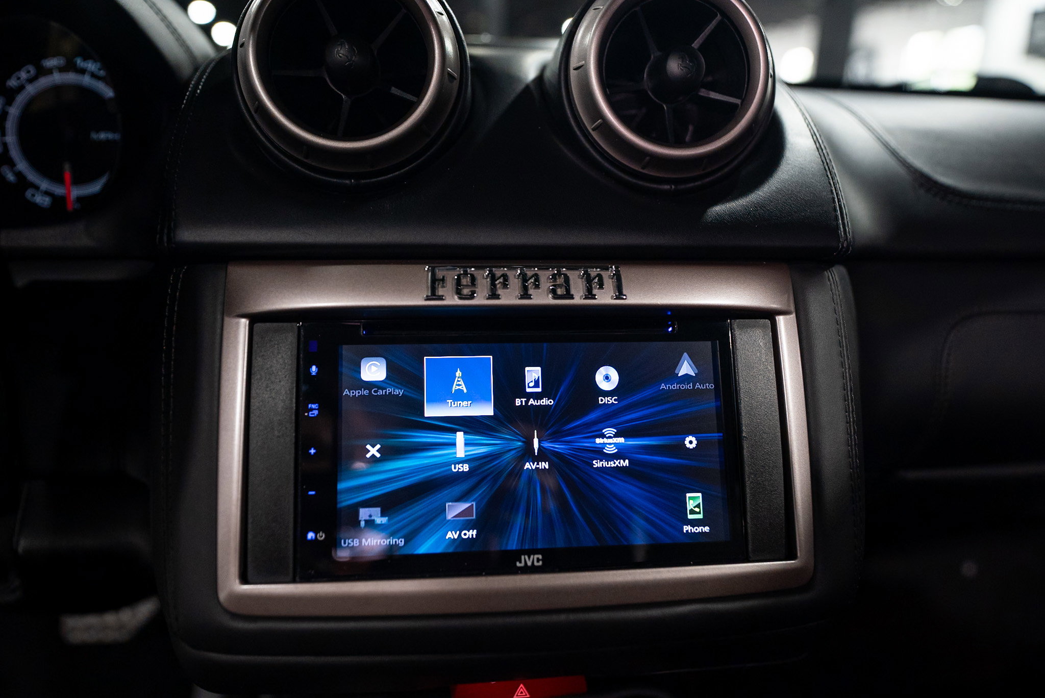 Used 2012 Ferrari California image 25