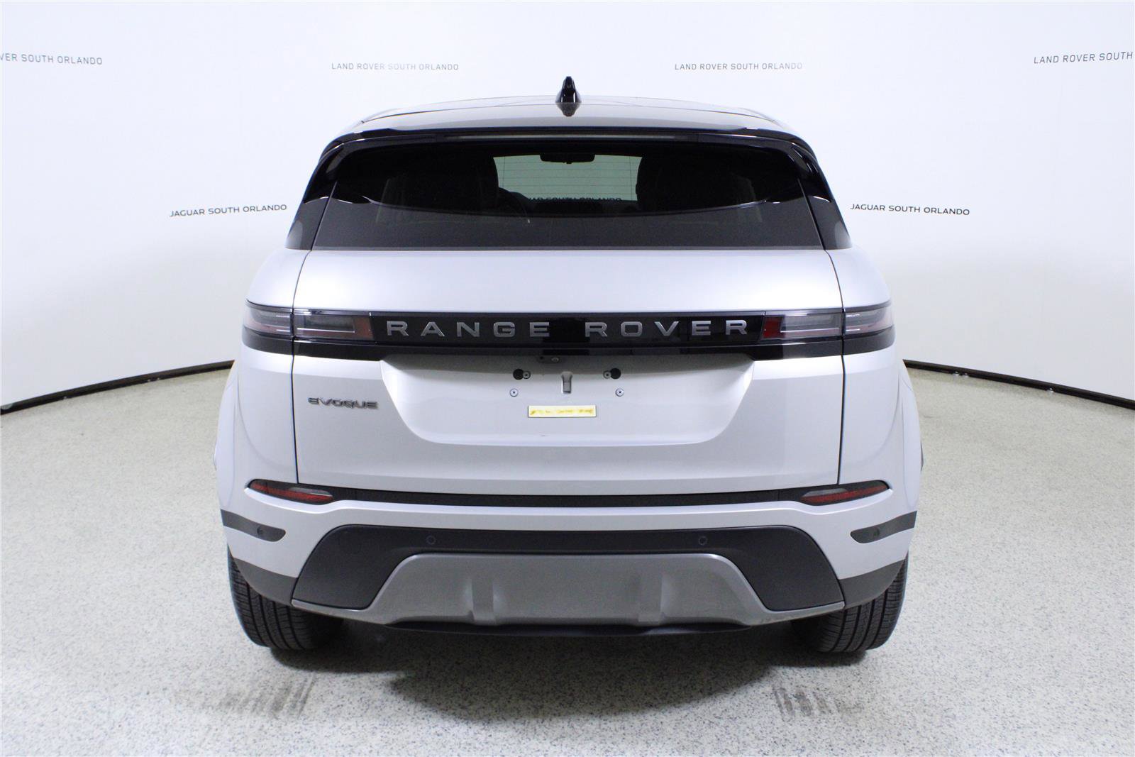 Used 2024 Land Rover Range Rover Evoque S AWD/4WD image 6