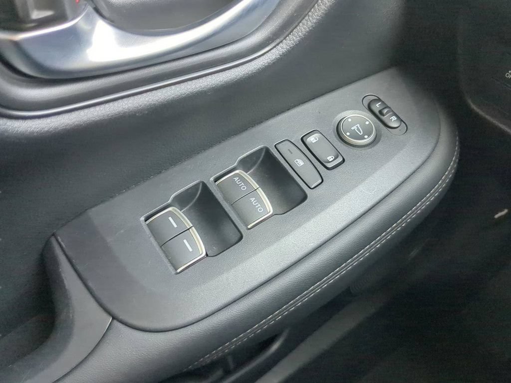 Used 2024 Honda HR-V EX-L image 26