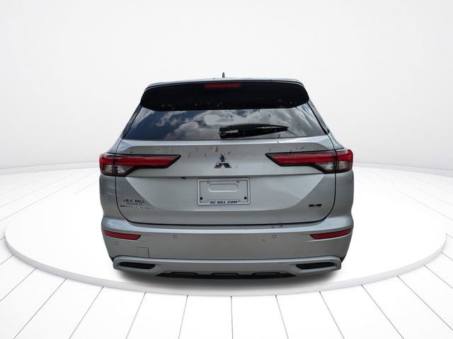 Used 2023 Mitsubishi Outlander SE FWD image 5