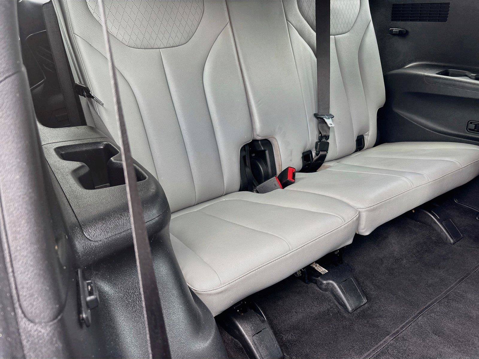 Used 2020 Hyundai Palisade SEL w/ Premium Package FWD image 25