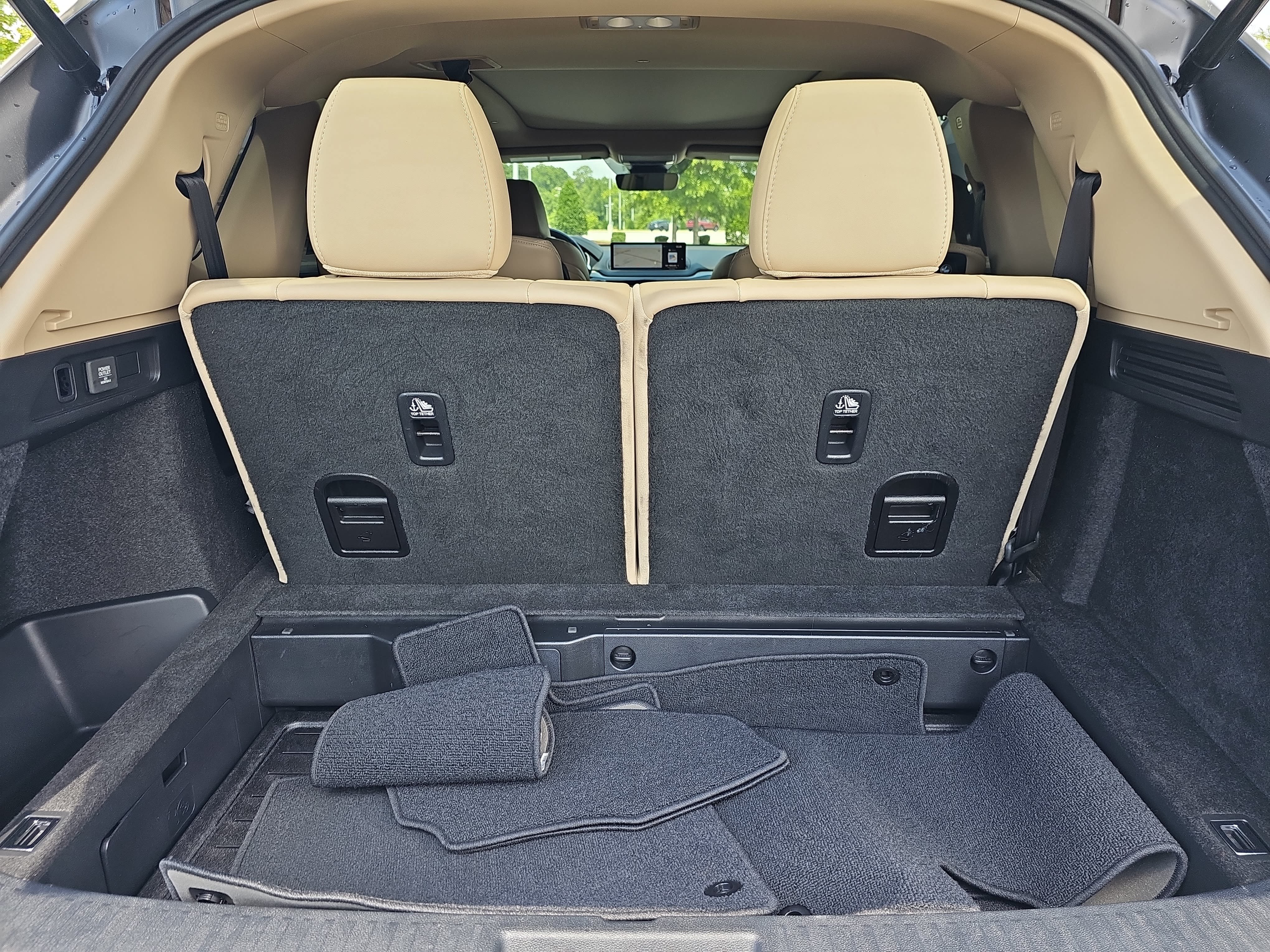 Certified 2024 Acura MDX FWD w/ Technology Package image 12