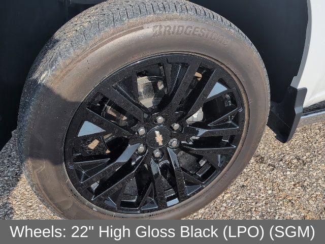 Used 2024 Chevrolet Silverado 1500 High Country w/ High Country Premium Package AWD/4WD image 24