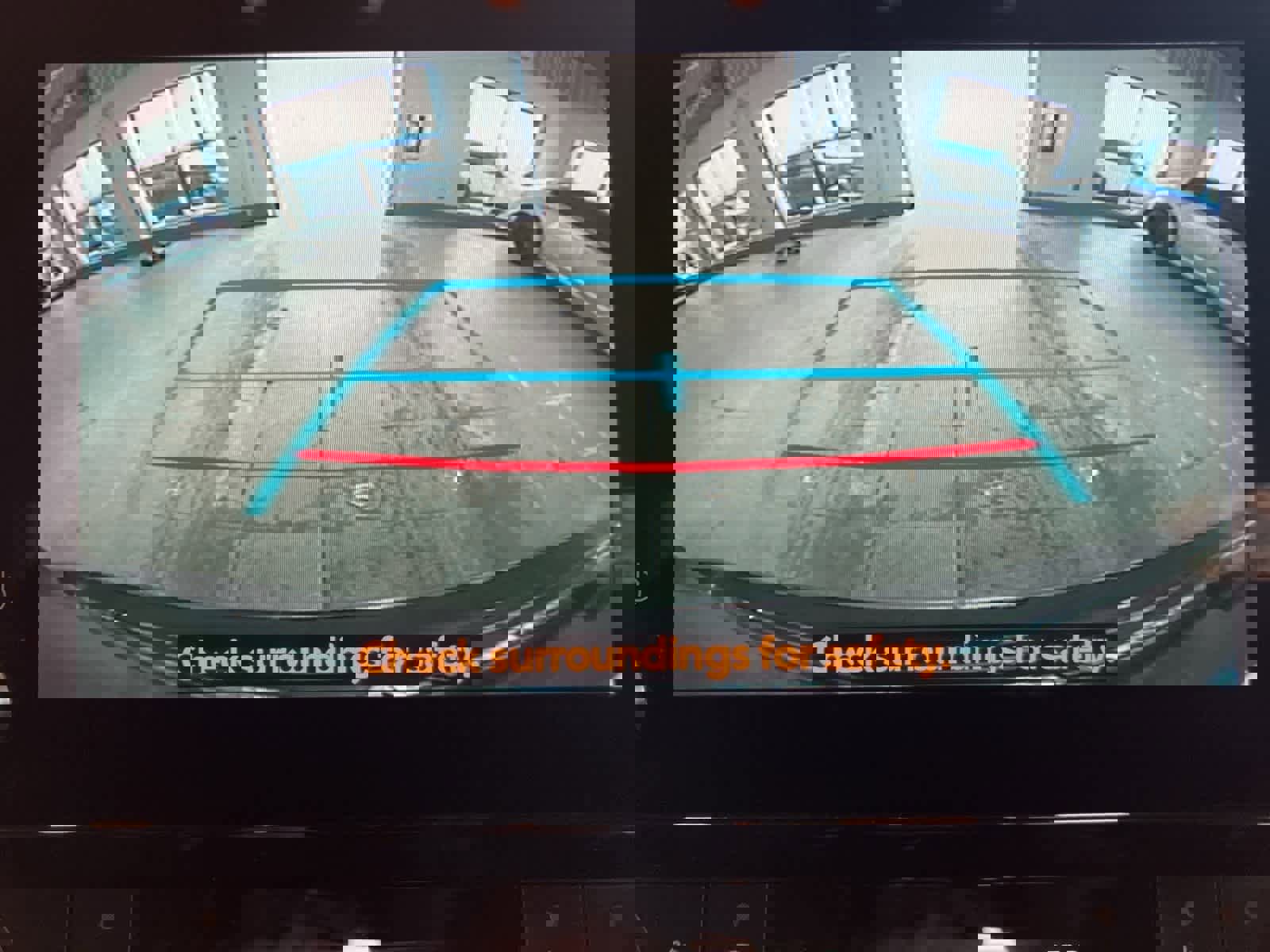 Used 2023 Toyota Highlander XLE image 24