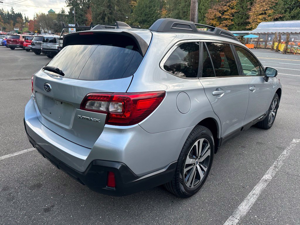 Used 2019 Subaru Outback 2.5i Limited AWD/4WD image 5