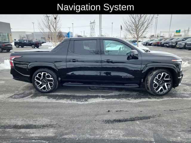 Used 2024 Chevrolet Silverado EV RST image 10