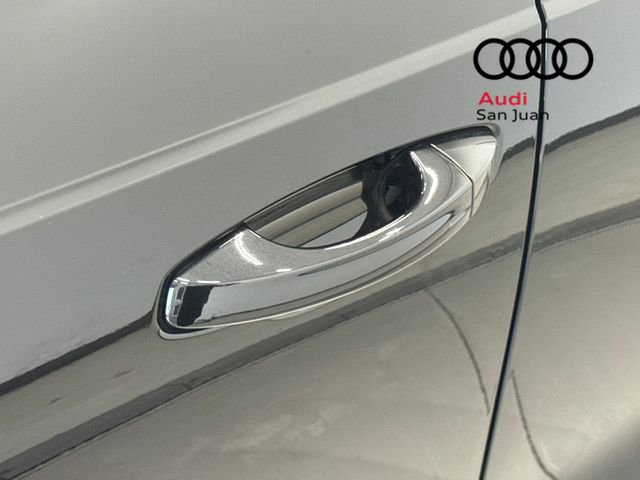 Used 2025 Audi Q3 2.0T Premium w/ Convenience Package image 11