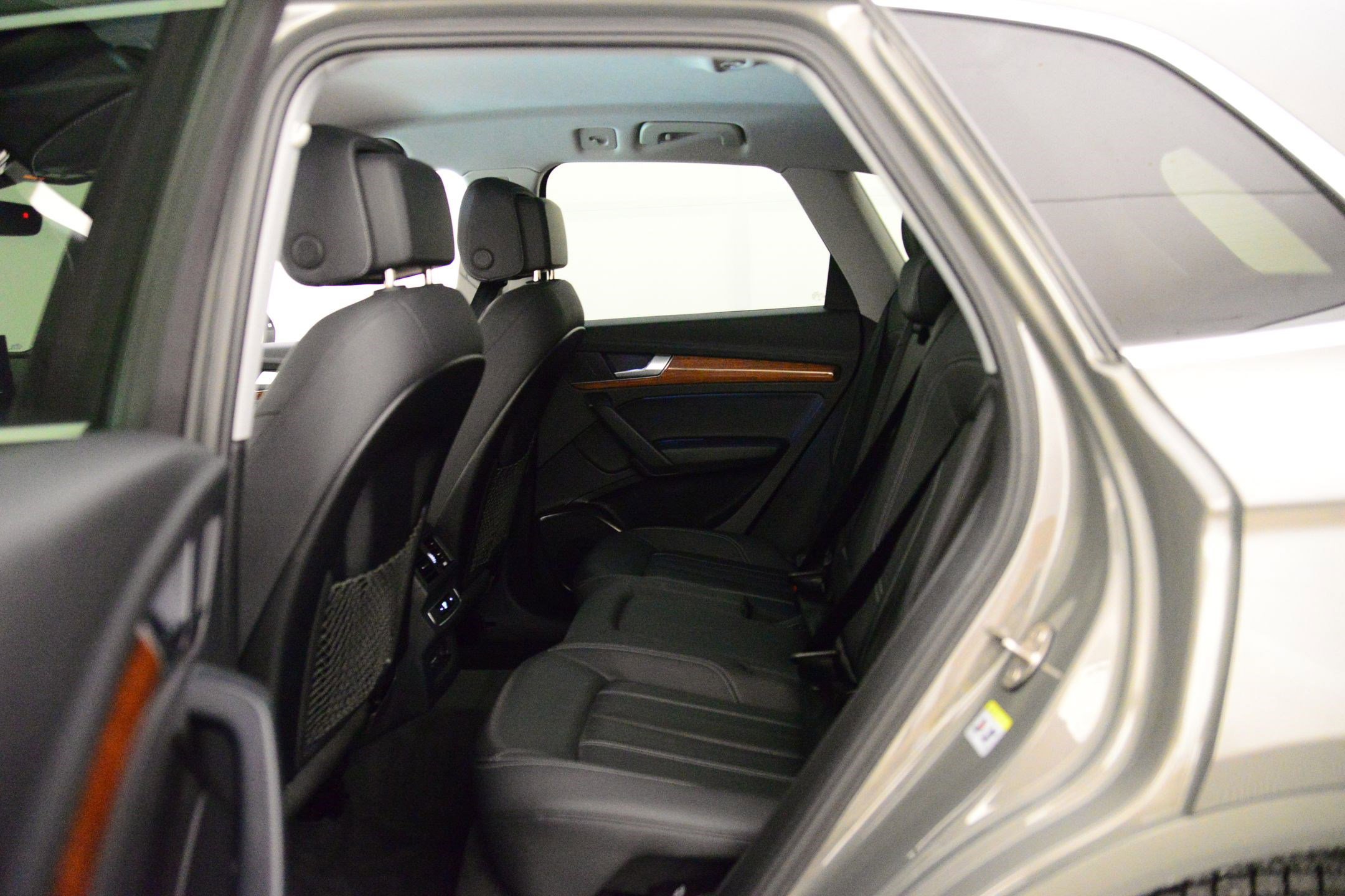 Certified 2023 Audi Q5 2.0T Premium w/ Convenience Package image 10