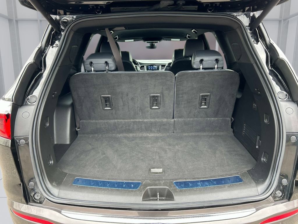 Used 2024 Buick Enclave Premium image 14