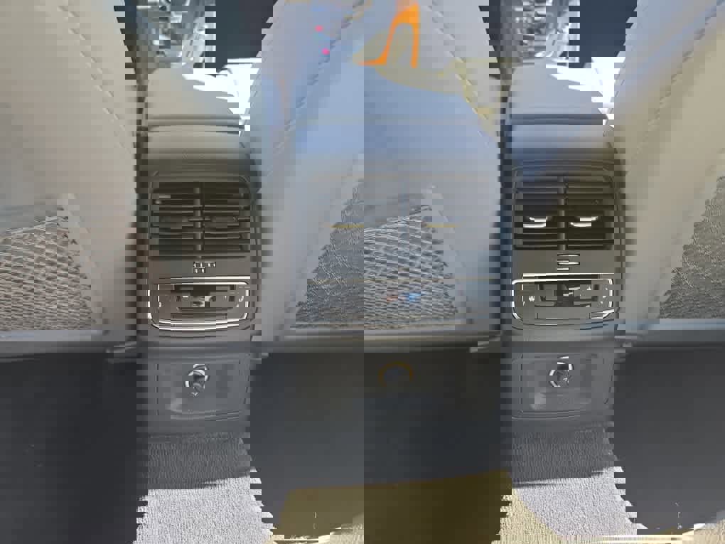 Used 2017 Audi A4 2.0T Prestige w/ Prestige Package image 28