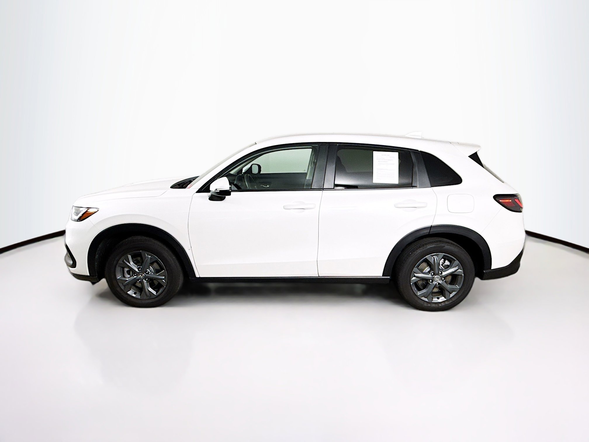 Certified 2026 Honda HR-V LX image 7